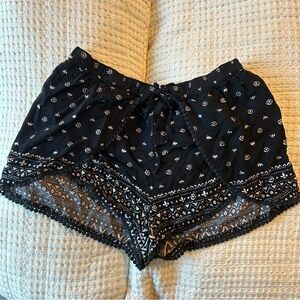 Hollister Boho Flowy Shorts